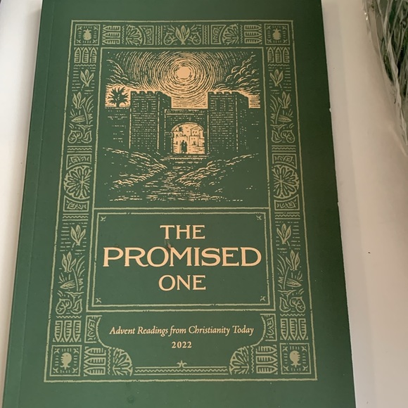 Advent Wreath Candles & Book NEW - Picture 3 of 7